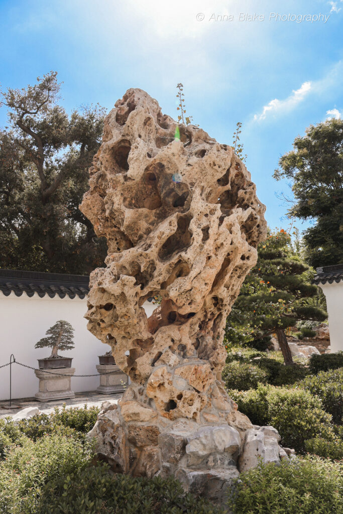 Statue of a rock statue with a lot of pores